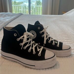 Women’s converse black high top platform sneakers size 8